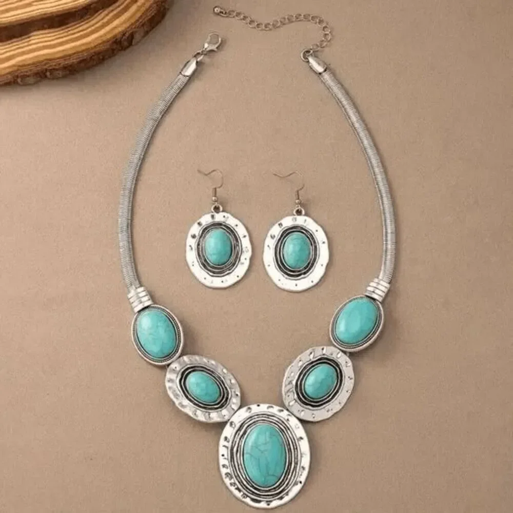 Western Boho Turquoise Silver Necklace and Earring Set